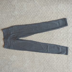 Athleta Stash Pocket Salutation Tight XXS Grey